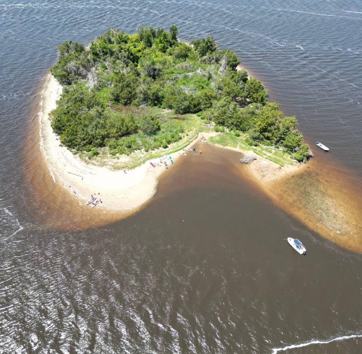 How to Find 7 Secret Beaches in North Carolina