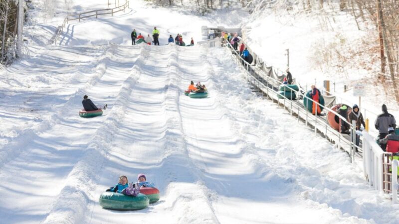 Last chance to hit the slopes: Where to go skiing in North Carolina