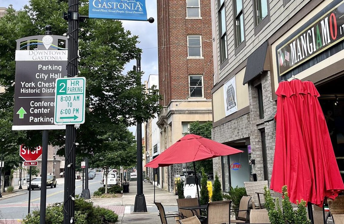 A street and shops in downtown Gastonia. 