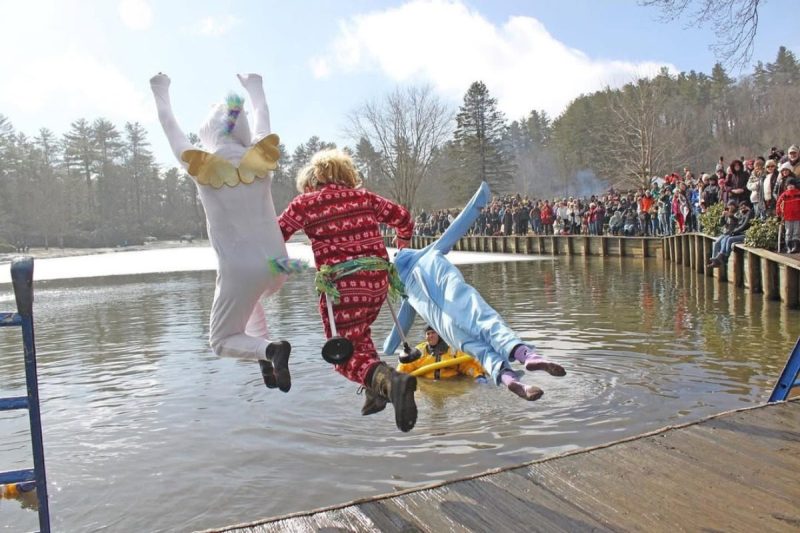 3 things happening in NC: Polar Bear Plunge at Blowing Rock